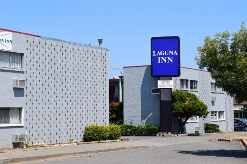Laguna Inn image 1